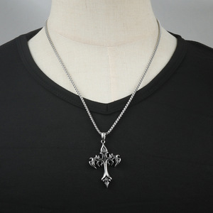 Collier pendentif croix en acier inoxydable, design flamme argentée, bijoux de mode pour homme, chaîne 3.0*60cm, style géométrique - Product Image 4