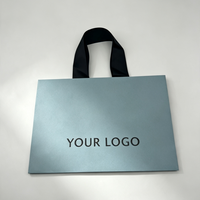 Sacs cadeaux en papier artisanal de luxe, logo imprimé sur mesure, poignée en corde de coton écologique, emballage pour vêtements