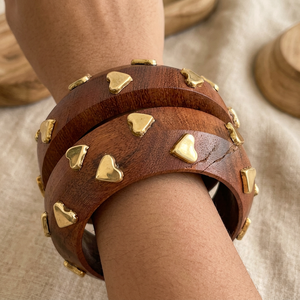 Pulseras de Madera Heart Bloom Talladas a Mano en Capas, Joyería Artesanal Inspirada en la Naturaleza, Conjuntos de Pulseras de Madera de Moda para Exportación, Artesanías de Madera - Product Image 1