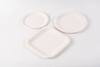 Vaisselle de luxe personnalisée en feuille d'or, assiettes et verres gravés pour réceptions de mariage