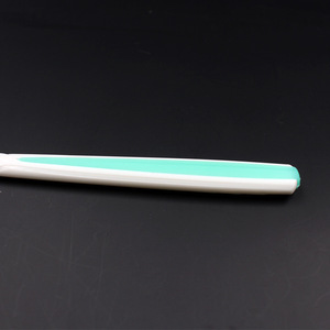 Brosse à dents minimaliste de style japonais à long manche, poils nano durables, outil de nettoyage manuel pour adultes - Product Image 4