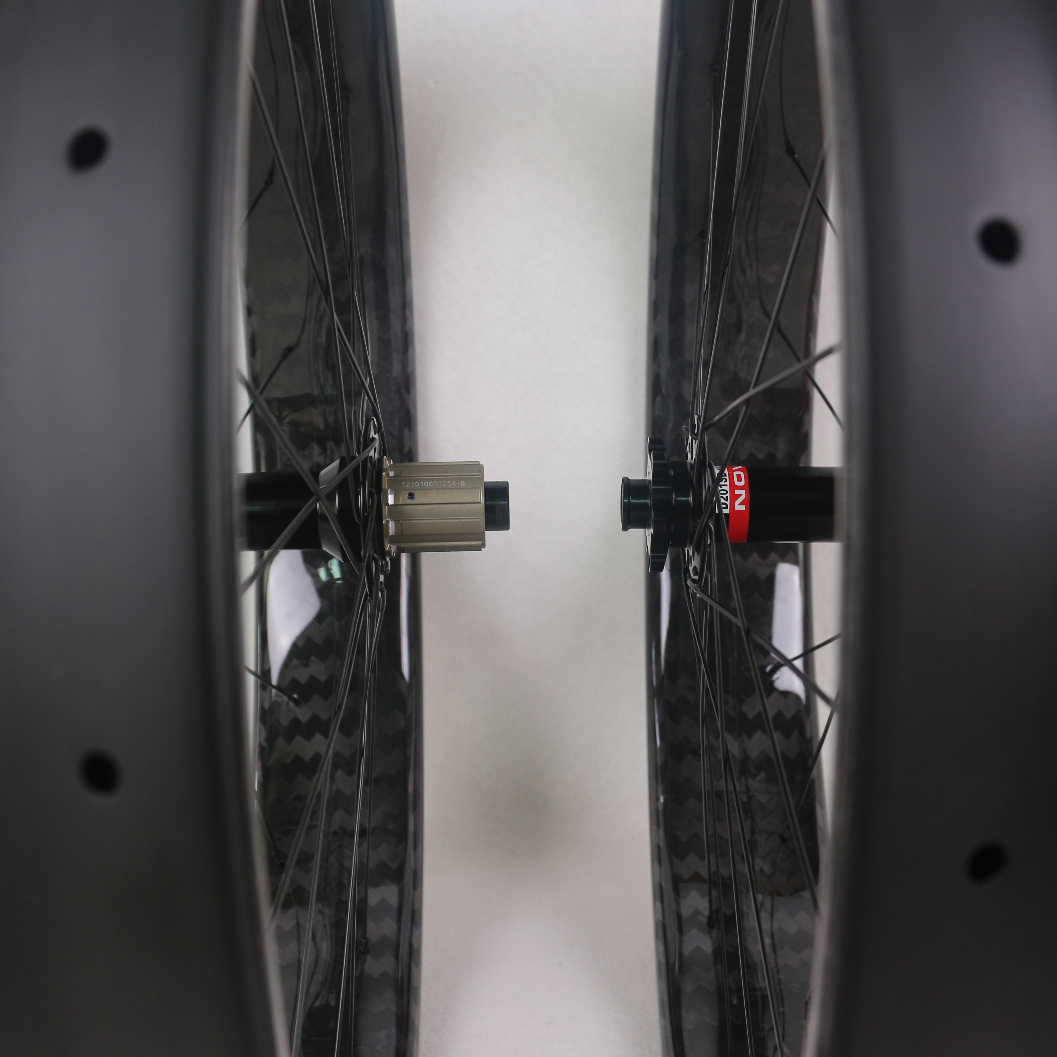 新しいファットバイクホイールセット6ボルトカーボンファイバー