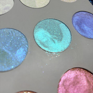 Iluminador Cremoso Suave para Rostro y Cuerpo, Maquillaje Personalizado con Brillo, Iluminador Suave Húmedo de Gran Tamaño, Resistente al Agua, Radiante - Product Image 6