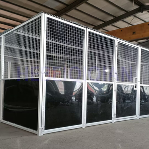 Equipamento para Fazenda de Cavalos, Estábulo para Cavalos com Porta de Placa Externa, Estábulo Portátil Galvanizado Estilo Europeu com Telhado - Product Image 1
