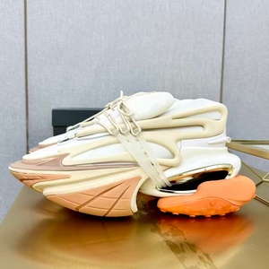 Zapatos Deportivos Cómodos de Suela Gruesa Hechos a Medida para Hombre con Propiedades Antideslizantes y Resistentes al Agua, Parte Superior de Malla, Primavera - Product Image 4