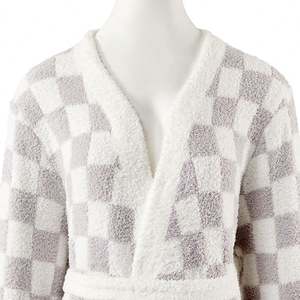 เสื้อคลุมถักลายหมากรุกสีม่วงย้อมผ้าไมโครไฟเบอร์ทำจากโพลีเอสเตอร์100% สีเขียวมหัศจรรย์ดีไซน์แฟชั่น - Product Image 2