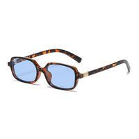 5197 Designs Multicolor Lens Flat Rectangular Lunettes de soleil pour femmes Trendy Funny Small 90s Square Sunny Shades UV400