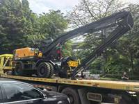 Accessoire de taille d'arbres à grande portée pour machines forestières, compatible avec les excavatrices de construction et les scies à grappin