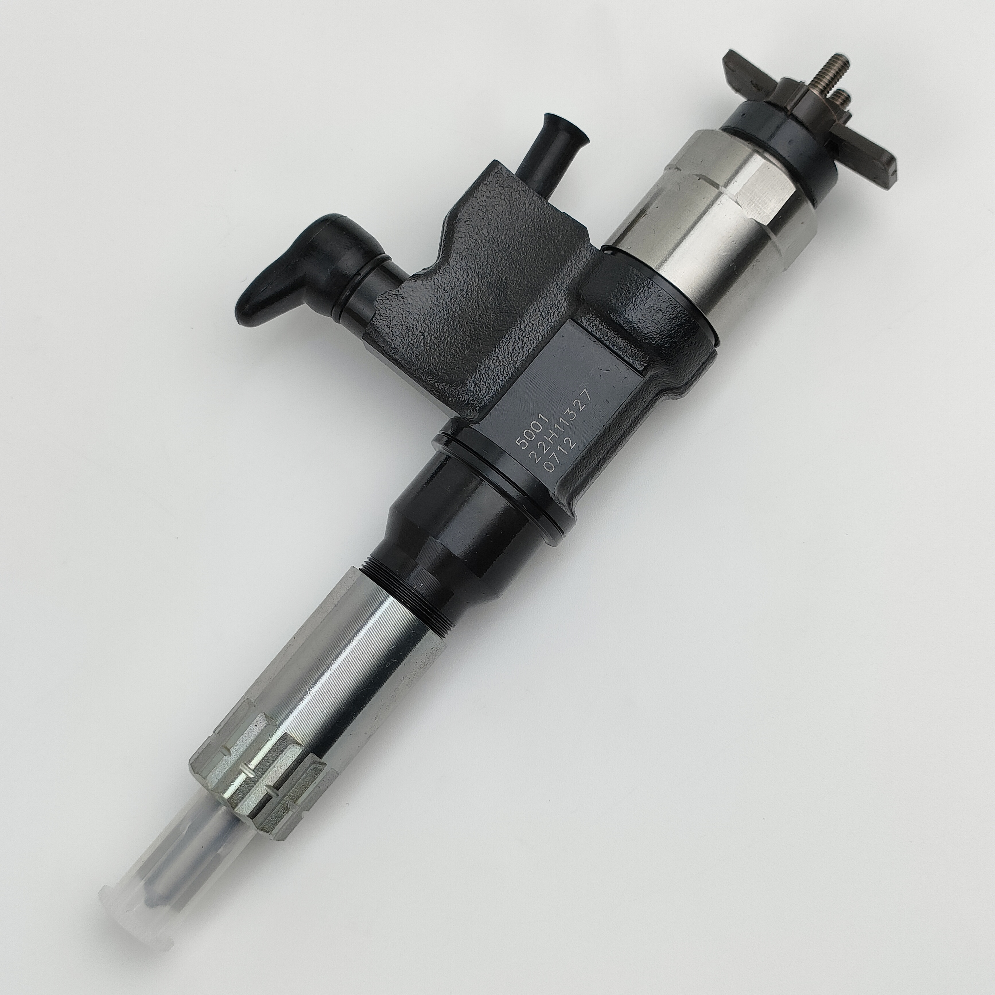 High Quality Diesel Fuel Injector 095000-5001 Common Rail Injector 8-97306071-2 For ISUZU