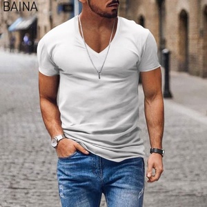 Logo personnalisé pour hommes col en <span class=keywords><strong>V</strong></span> Slim Fit T-shirt décontracté noir T-shirts unis T-shirts d'été pour hommes - Product Image 3