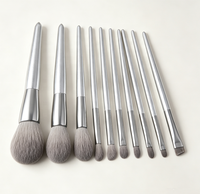 Kit de pinceaux de maquillage professionnel 8 pièces/ensemble avec sac, manche en bois gris argenté, virole en aluminium, poils en nylon