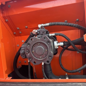 Excavatrice sur chenilles d'occasion Doosan Dx300lc-9c de 30 tonnes, économique, avec moteur et boîte de vitesses Isuzu, composants d'origine, modèle 2021 - Product Image 6