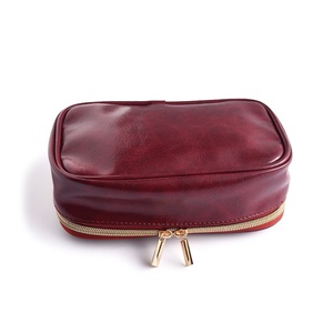 Sac de maquillage personnalisé avec fermeture éclair pour cosmétiques, articles de toilette et beauté, idéal pour la salle de bain, avec logo sur mesure - Product Image 4