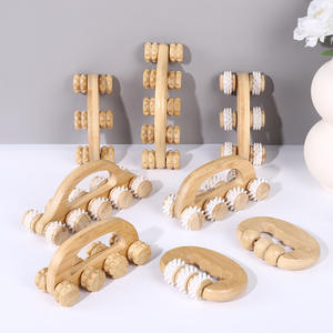 Baño de bambú portátil de cuatro ruedas masajeador de baño de cuerpo pequeño herramienta de masaje de bambú de tres cuentas - Product Image 1