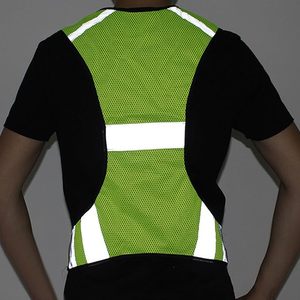 Gilet réfléchissant léger pour la course nocturne, haute visibilité, maille respirante, équipement de sécurité avec poche pour téléphone, pour les sports de plein air - Product Image 1