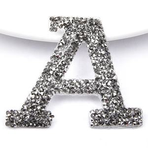 Parches de transferencia de diamantes de imitación para ropa y sombreros, adornos de cristal de fijación en caliente, negro, alfabeto, 3D - Product Image 3