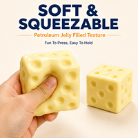 Jouet anti-stress souple en forme de cube de fromage de 6 cm, 3 couleurs, sac OPP, boîte en PVC, vente en gros