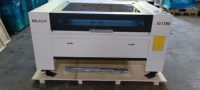JQLASER Bestseller CO2-Laserschneidemaschine 150W 200W 300W Modell 1390E für Holz- und Acrylpapierschneiden Trophäen-Gravur