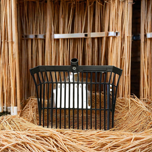 Заводская поставка: Прочная пластиковая вилка с головкой для уборки навоза, сена и наполнителя в конюшнях - Product Image 6