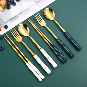 Juego de cubiertos de acero inoxidable con mango de cerámica, utensilio portátil para acampar al aire libre, para estudiantes y adultos - Product Image 3