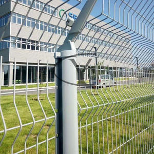 Paneles de Malla de Alambre Soldada en 3D Profesional YC, Malla de Alambre para Paredes de Delimitación Altamente Personalizable, Malla de Jardín en Oferta - Product Image 5