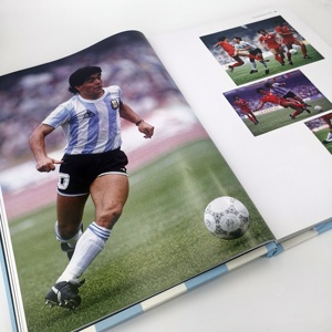 Impression personnalisée de livres grand format A3 A2 sur le thème des légendes du football, album commémoratif Maradona, impression de livres reliés - Product Image 3