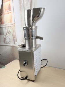 Extracteur de jus professionnel à grande capacité en acier inoxydable avec alimentation automatique <span class=keywords><strong>verticale</strong></span> et large <span class=keywords><strong>goulotte</strong></span> pour fruits (pommes, oranges) - Product Image 5
