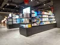 Étagères de supermarché robustes à double face en acier XinDe Dimensions personnalisables pour les magasins de détail et d'épicerie