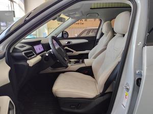 USD 2025 BYD YUAN UP 401KM BEYOND EDITION SUV de 5 Puertas y 5 Asientos, Eléctrico Puro, Full Opción, 2WD para Uso Personal, Blanco sobre Blanco - Product Image 6