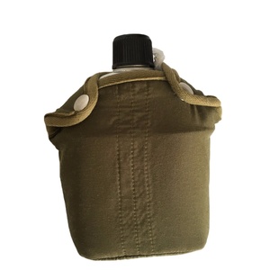 Muestra gratuita de cantimploras de aluminio para campo, para uso en exteriores. - Product Image 3