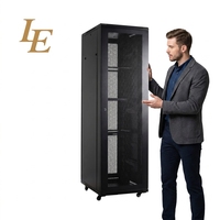 Armoire de serveur en rack pour centre de données, en acier, sur pied, 29U 800*900mm, en stock