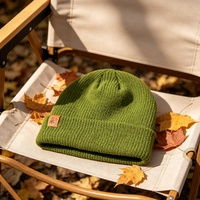 Bonnet tricoté doublé polaire avec revers, logo personnalisé en cuir carré, multicolore, chaud pour l'hiver