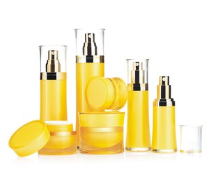 Factory Manufacturer Plastic Cosmetic Luxury Perfume Bottle Set For Skincare Lotion