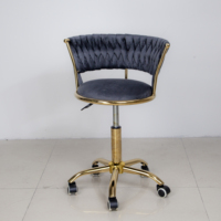 Chaise de salon de coiffure et de manucure moderne et réglable - Revêtement en velours, base en acier inoxydable, design ergonomique pour salons de beauté et usage domestique