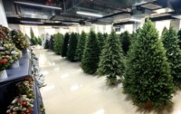 Arbre de Noël en cèdre réaliste et écologique de haute qualité avec base de support, vente en gros directe d'usine 2026