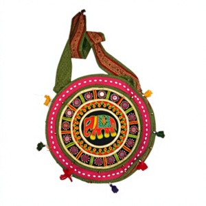 Sac fourre-tout bohème ethnique indien Johla pour femme, sac à bandoulière vintage avec broderie décorative, motif géométrique, écologique - Product Image 1