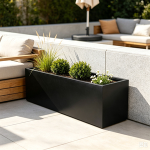 Jardinière carrée en métal noir urbain, personnalisation de marque privée, structure métallique épaissie, ensemble combiné disponible, pour hôtels et villas - Product Image 1