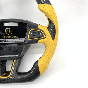 Volant en fibre de carbone CCExcellent en promotion pour Ford EcoSport - Product Image 4