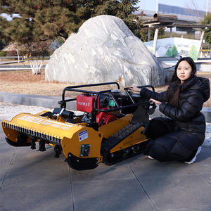 Tondeuse à fléaux industrielle autopropulsée à essence haute performance pour vergers et pelouses - Product Image 3