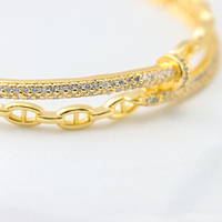 Ensemble de bijoux plaqué or sur mesure, design boutique, idéal pour les occasions spéciales, collection de bijoux pour femmes, prêt à offrir