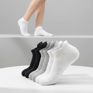 Unisex Custom Logo Cotton Cushioned Low Cut Running <b>Socks</b> for Men with Knitted Logo on Cuff and Bottom Winter Sports - Product Image 6
