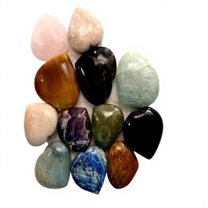 Piedras Preciosas Naturales Pulimentadas Hechas a Mano en Forma de Corazón, Piedras de Corazón Abultadas Surtidas, Tema de Amor, Artesanías de Piedras Semipreciosas - Product Image 1