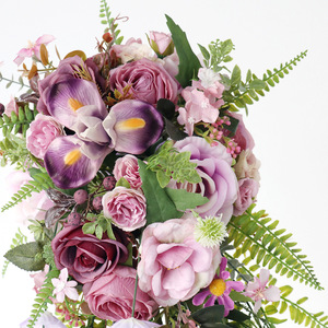 Bouquet de mariée cascade orchidée violette et rose, arrangement floral en cascade pour mariage, fuite de noces et décoration d'ambiance - Product Image 4