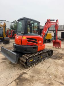 Mini-excavatrice d'occasion économique U55, excavatrice sur chenilles d'origine japonaise pour le creusement, avec certifications CE et EPA - Product Image 1