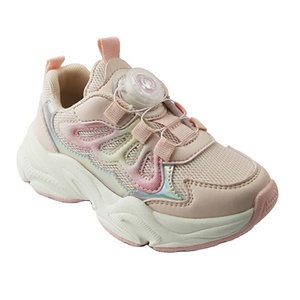 Apawwa Châu Âu Kho 2025 Retro Phong Cách Cô Gái 'Thể Thao Sneakers Lưới Thoáng Khí Thiết Kế Nút Đóng Cửa Màu Trắng Cho Mùa Đông - Product Image 1