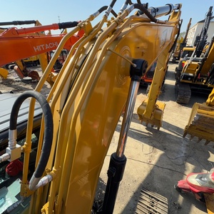 Presque neuf, durable et très demandé : Excavatrice sur chenilles hydraulique d'occasion Caterpillar CAT312D2GC de 12 tonnes pour projets municipaux - Product Image 4