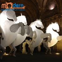 Costume de cheval gonflable LED lumineux moderne en tissu Oxford, style ballon, 3m, taille personnalisée, avec souffleur, logo, pour défilés
