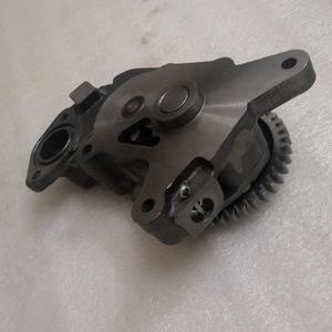 Pièces de machines de construction, pièces de moteur, 6207-51-1100 PC100-5 PC120-5 S4D95 S6D95 Pompe à huile - Product Image 5