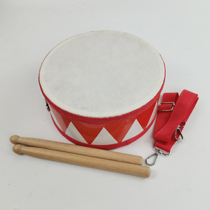 Tambor de mano para niños de 4 a 6 años, instrumento musical portátil con correa, diseño rojo y blanco - Product Image 2