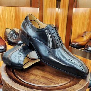 Chaussures habillées pour hommes de luxe faites à la main, polies et colorées, style britannique, chaussures pointues sculptées Brooke - Product Image 6